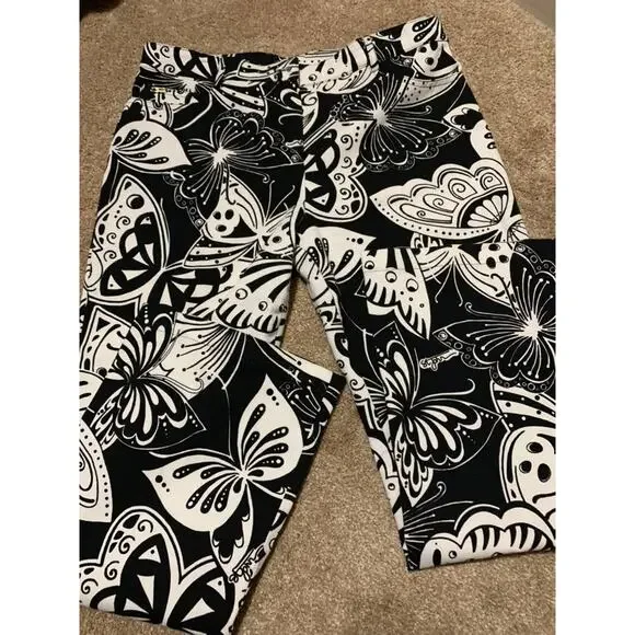 St. John Sport Marie gray butterfly Pants 10 Capri
